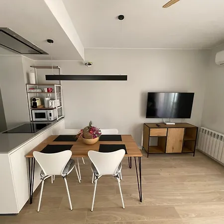 2 Hab Costa Brava Apartment *